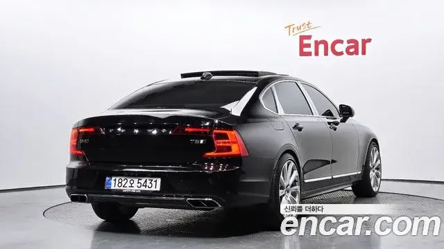 Volvo S90 2020 — Photo 11/20