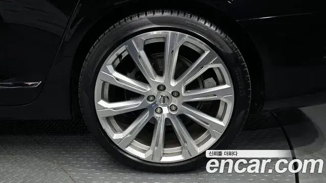 Volvo S90 2020 — Photo 6/20