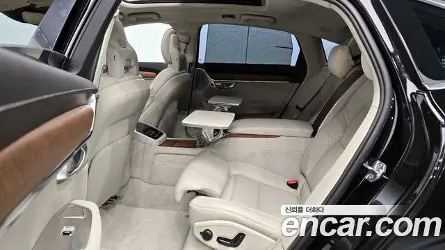 Volvo S90 2020 — Photo 12/20