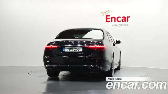 Mercedes-Benz S-Class 2021 — ფოტო 19/20
