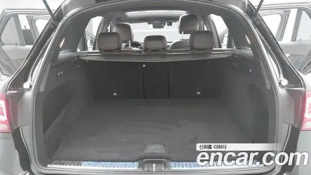 Mercedes-Benz GLC-Class 2022 — Photo 14/20