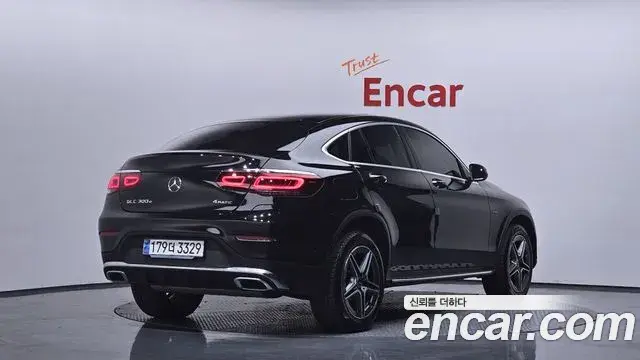 Mercedes-Benz GLC-Class 2021 — Photo 6/20