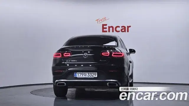 Mercedes-Benz GLC-Class 2021 — Photo 9/20