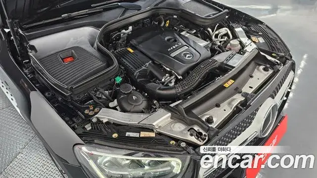 Mercedes-Benz GLC-Class 2021 — Photo 17/20