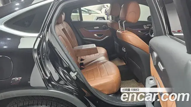 Mercedes-Benz GLC-Class 2021 — Photo 14/20
