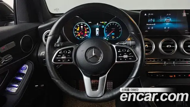 Mercedes-Benz GLC-Class 2021 — Photo 5/20
