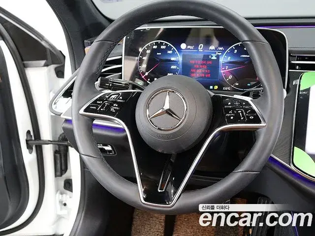 Mercedes-Benz E-Class 2025 — Фото 14/20