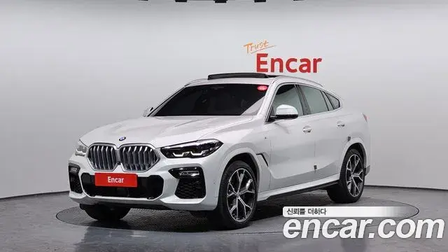 BMW X6 2021 — Photo 12/20