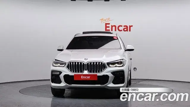 BMW X6 2021 — Photo 15/20