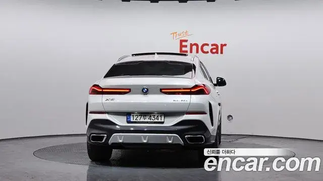 BMW X6 2021 — Photo 14/20