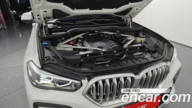 BMW X6 2021 — Photo 18/20
