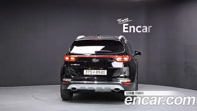 Kia Sportage The Bold 2021 — Photo 3/20
