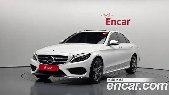 Mercedes-Benz C-Class 2018 — ფოტო 13/20