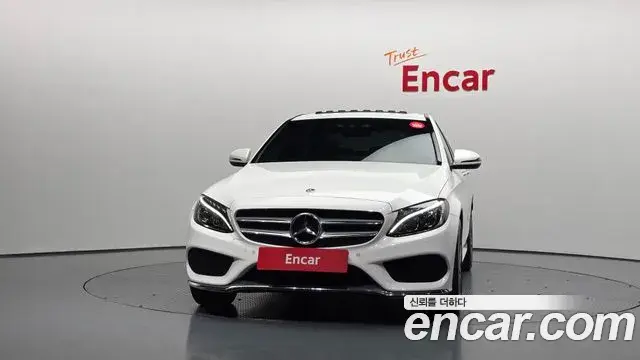 Mercedes-Benz C-Class 2018 — ფოტო 2/20