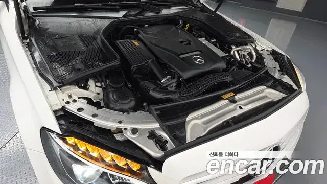 Mercedes-Benz C-Class 2018 — ფოტო 8/20
