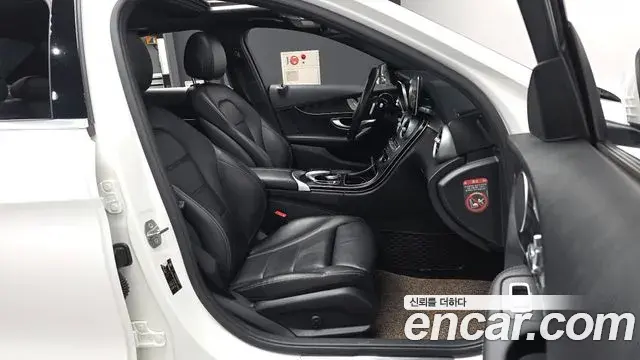 Mercedes-Benz C-Class 2018 — ფოტო 11/20