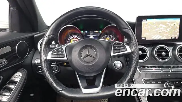 Mercedes-Benz C-Class 2018 — ფოტო 16/20