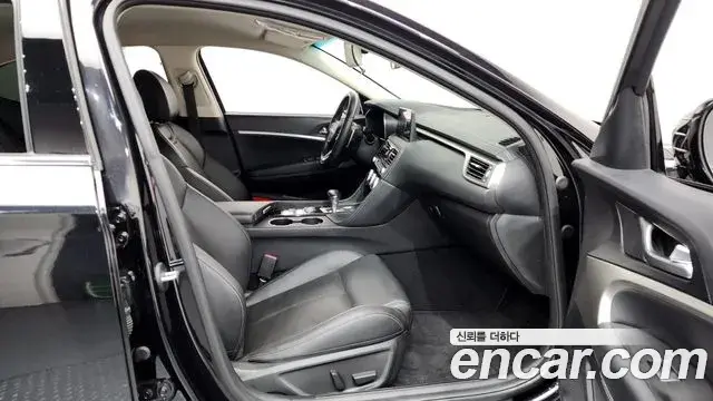 Genesis G70 2021 — ფოტო 9/20