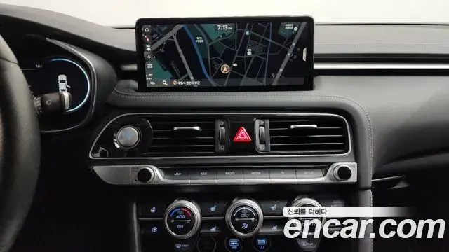 Genesis G70 2021 — ფოტო 18/20