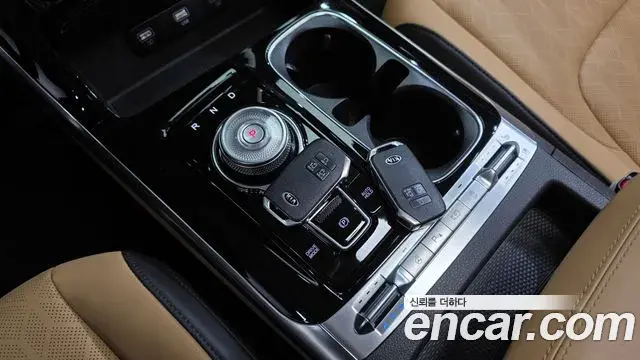 Kia Carnival 2020 — Photo 9/20