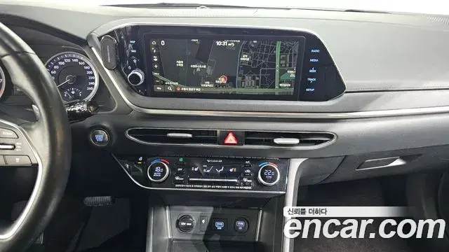 Hyundai Sonata Hybrid 2021 — Şəkil 16/20