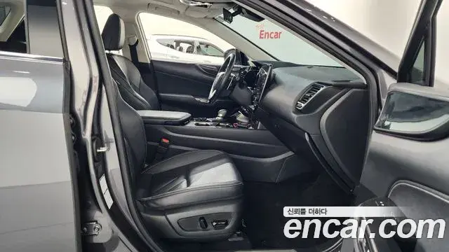 Lexus NX350h 2023 — Фото 11/20