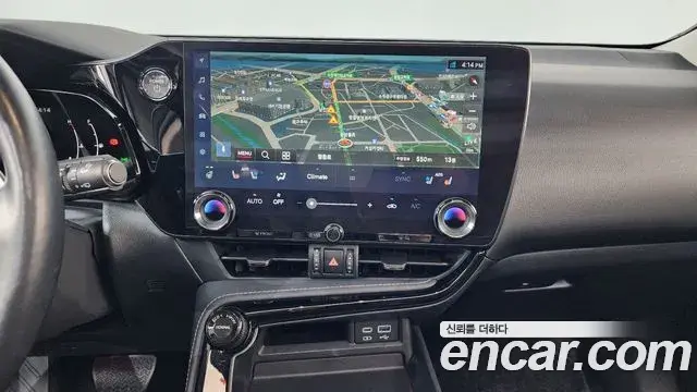Lexus NX350h 2023 — Фото 14/20