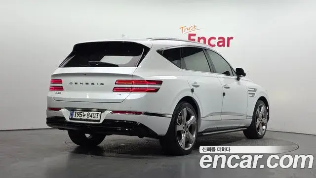 Genesis GV80 2021 — ფოტო 8/20