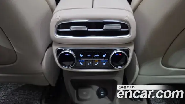 Genesis GV80 2021 — ფოტო 6/20