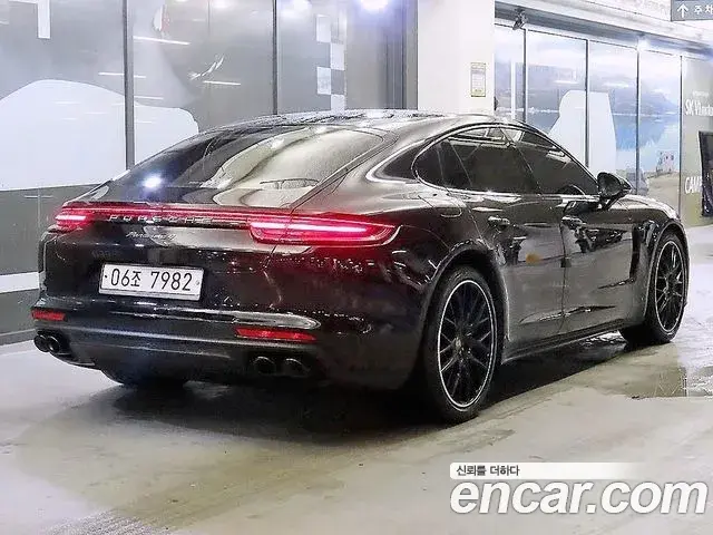 Porsche Panamera 2019 — Photo 13/20