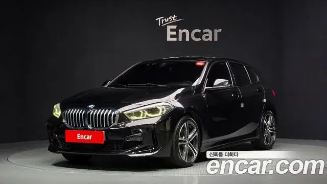 BMW 1 Series 2021 — Şəkil 15/20
