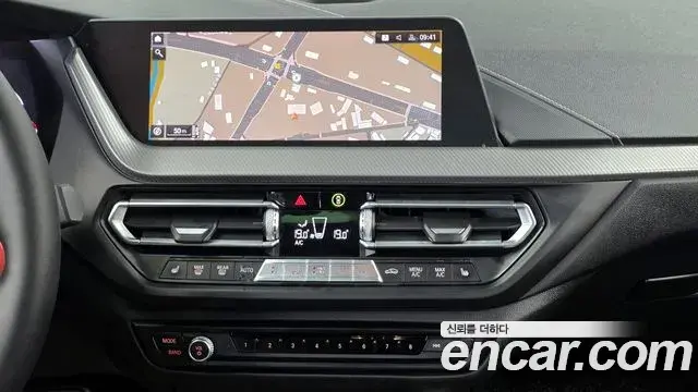 BMW 1 Series 2021 — Şəkil 10/20