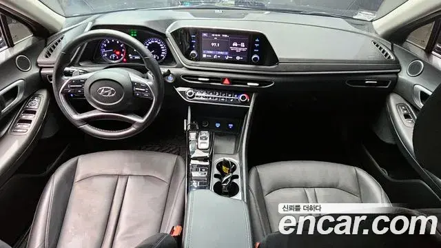 Hyundai Sonata 2022 — Фото 7/20