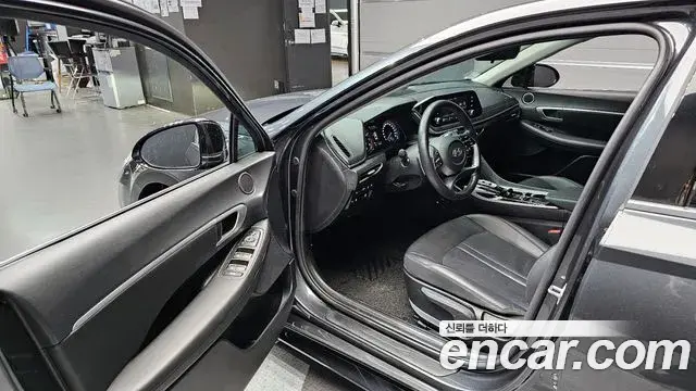 Hyundai Sonata 2022 — Фото 10/20
