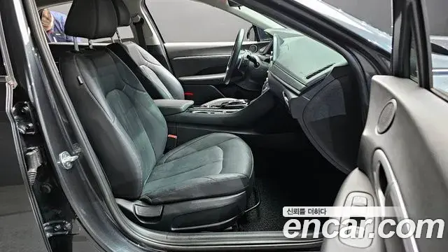 Hyundai Sonata 2022 — Фото 11/20