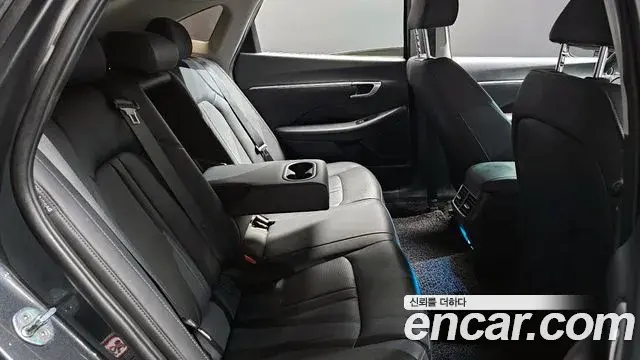 Hyundai Sonata 2022 — Фото 12/20