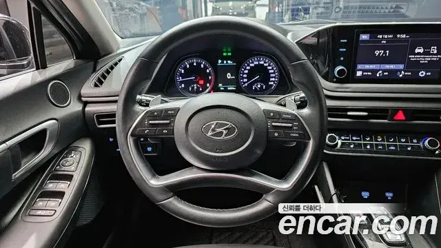 Hyundai Sonata 2022 — Фото 14/20