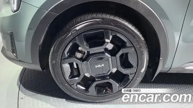 Kia Sorento 2023 — Şəkil 4/20