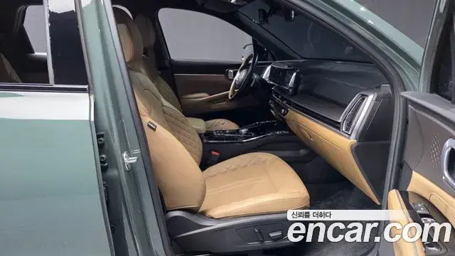 Kia Sorento 2023 — Şəkil 15/20