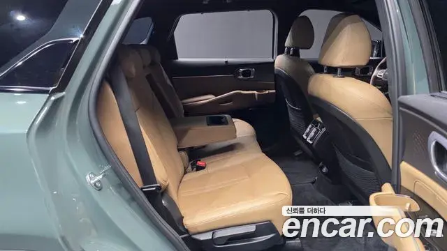Kia Sorento 2023 — Şəkil 11/20