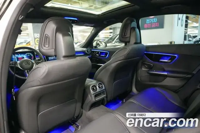 Mercedes-Benz C-Class 2024 — ფოტო 20/20