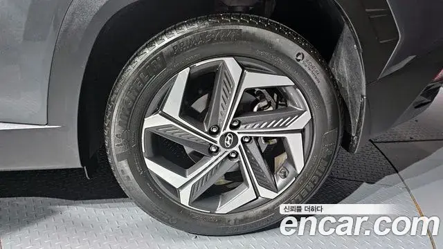 Hyundai Tucson Hybrid 2023 — Photo 1/20