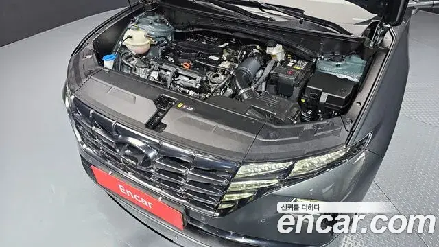 Hyundai Tucson Hybrid 2023 — Photo 13/20
