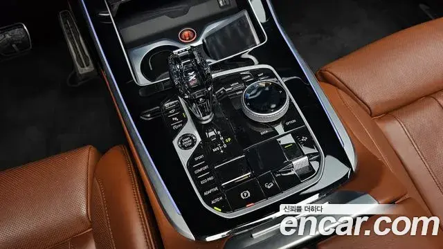 BMW X7 2022 — ფოტო 9/20