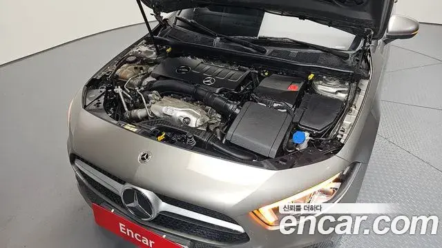 Mercedes-Benz A-Class 2020 — Фото 6/20