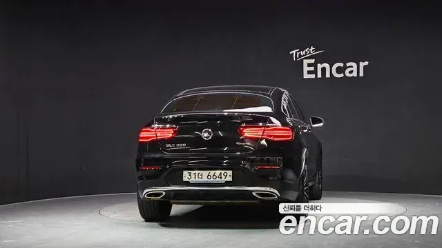 Mercedes-Benz GLC-Class 2019 — Фото 4/19