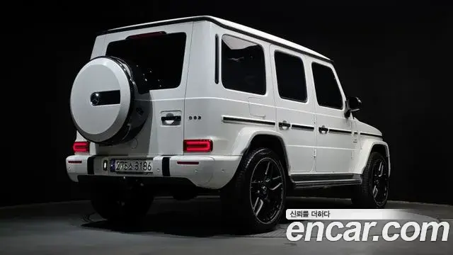 Mercedes-Benz G-Class 2021 — Photo 16/20