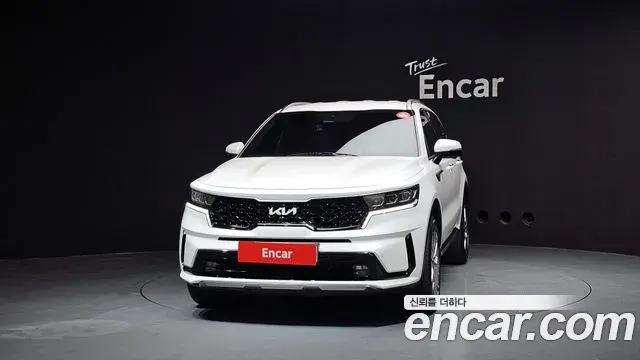 Kia Sorento 2023 — Фото 3/20