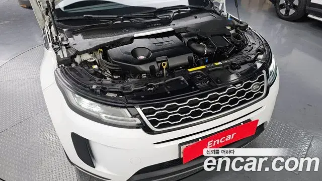 Land Rover Range Rover Evoque 2020 — ფოტო 18/20