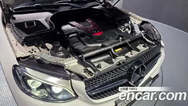 Mercedes-Benz GLC-Class 2018 — Şəkil 8/20